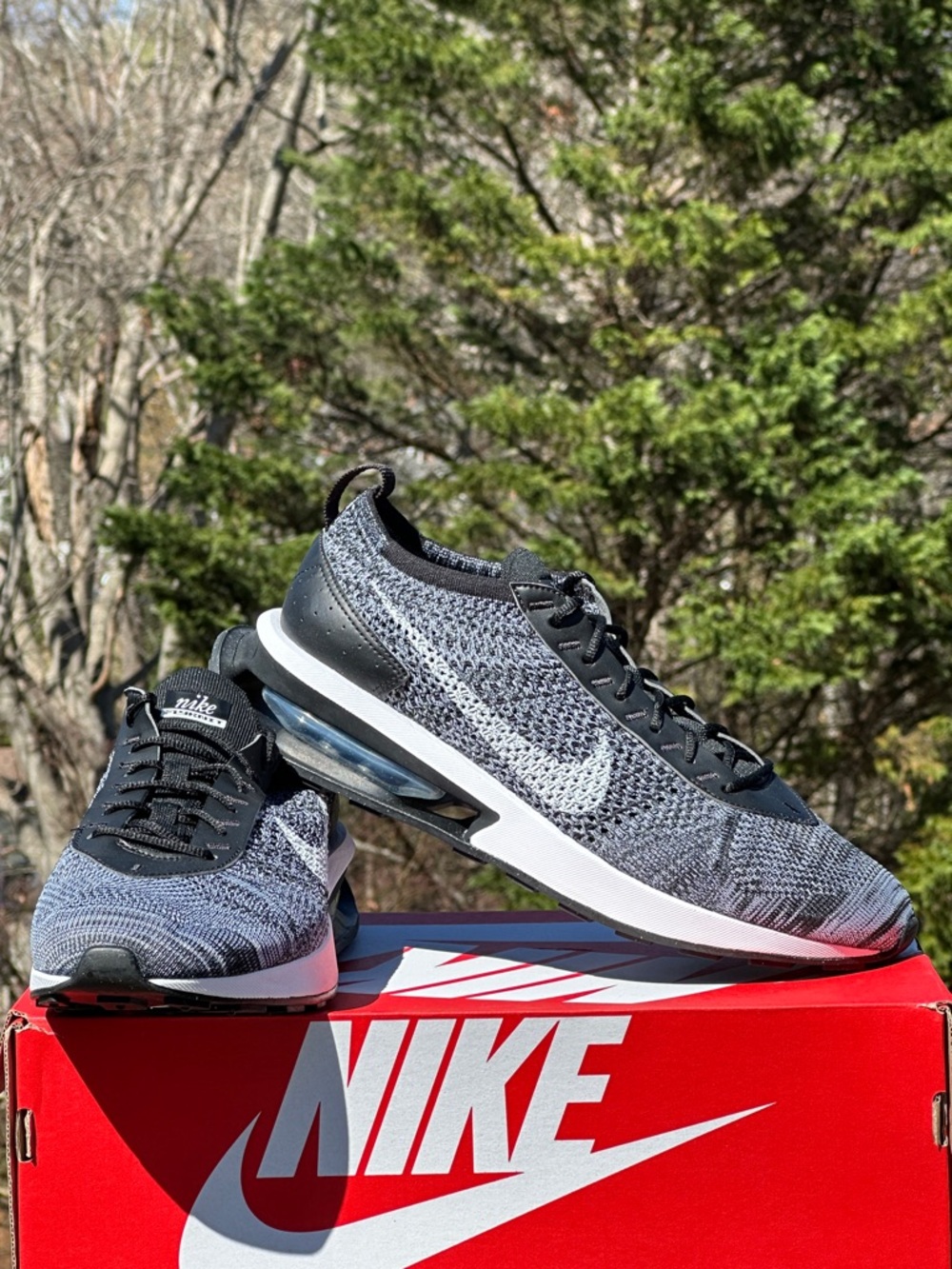 Nike Air Max Flyknit Racer Casual Lifestyle Sneaker - Mens 10.5 | Womens 12 NEW